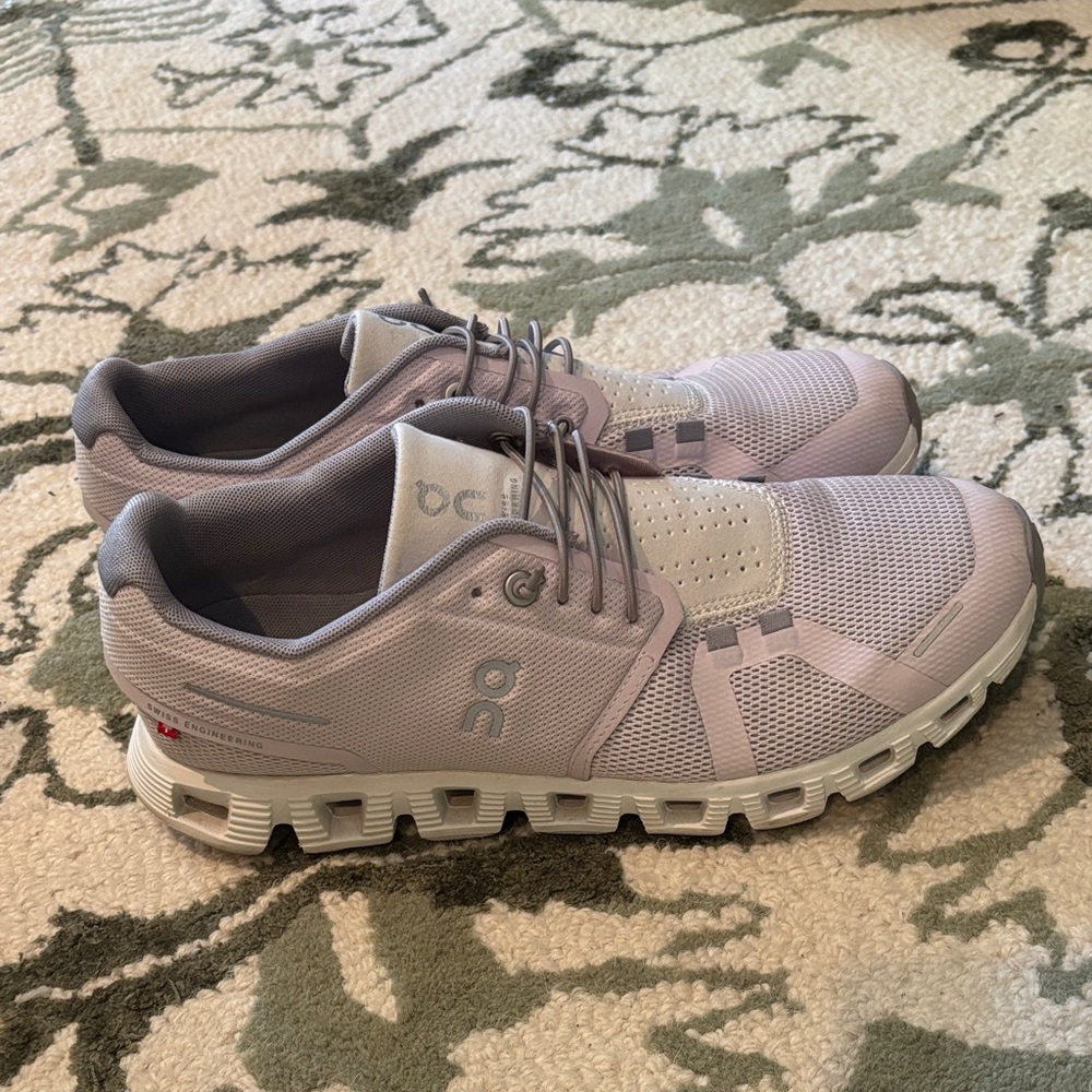 ON Running Cloud Sneakers in Lavender and White